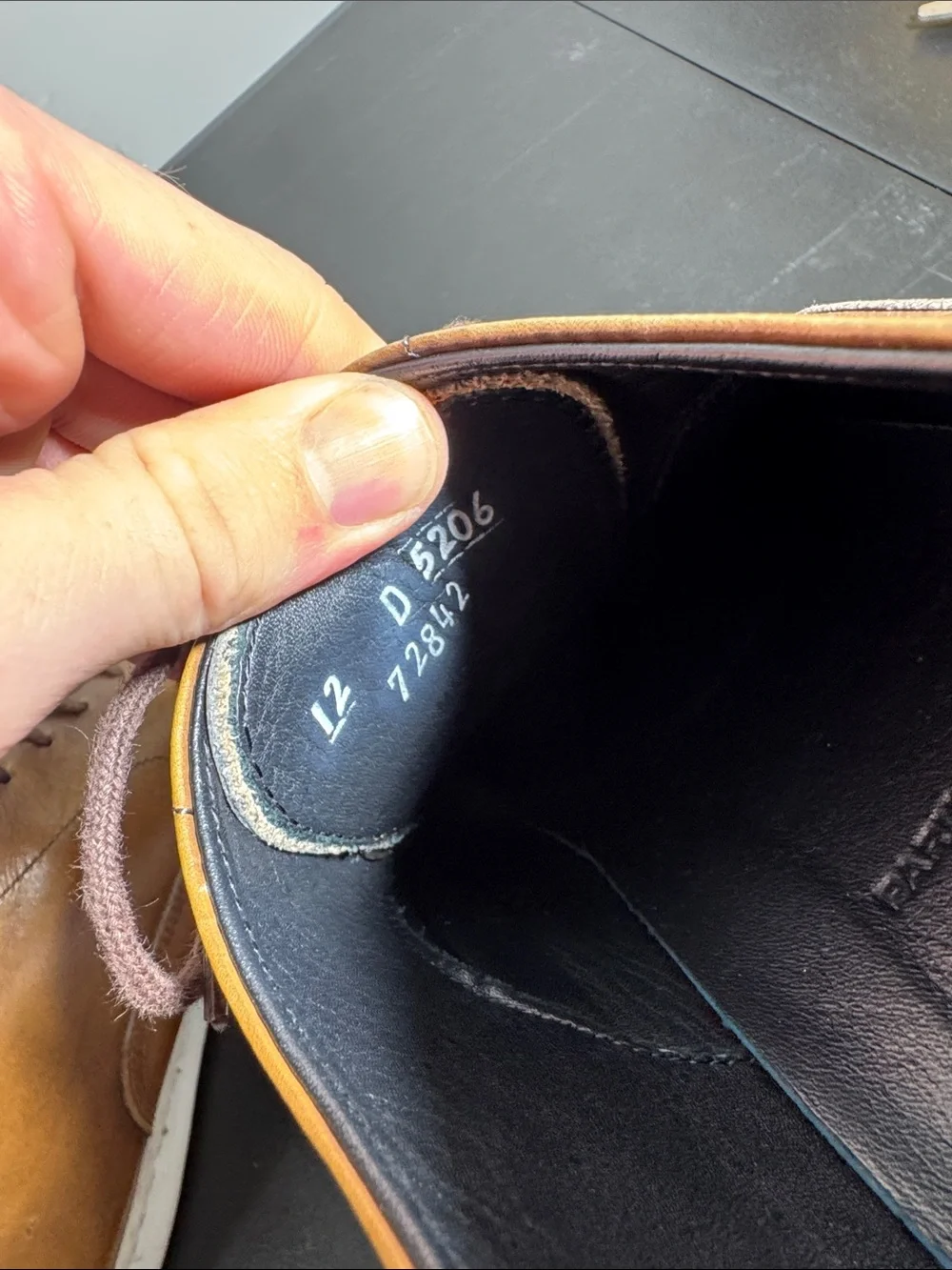 Allen Edmonds mens 12 D brown park Avenue hybrid dress shoes EUC